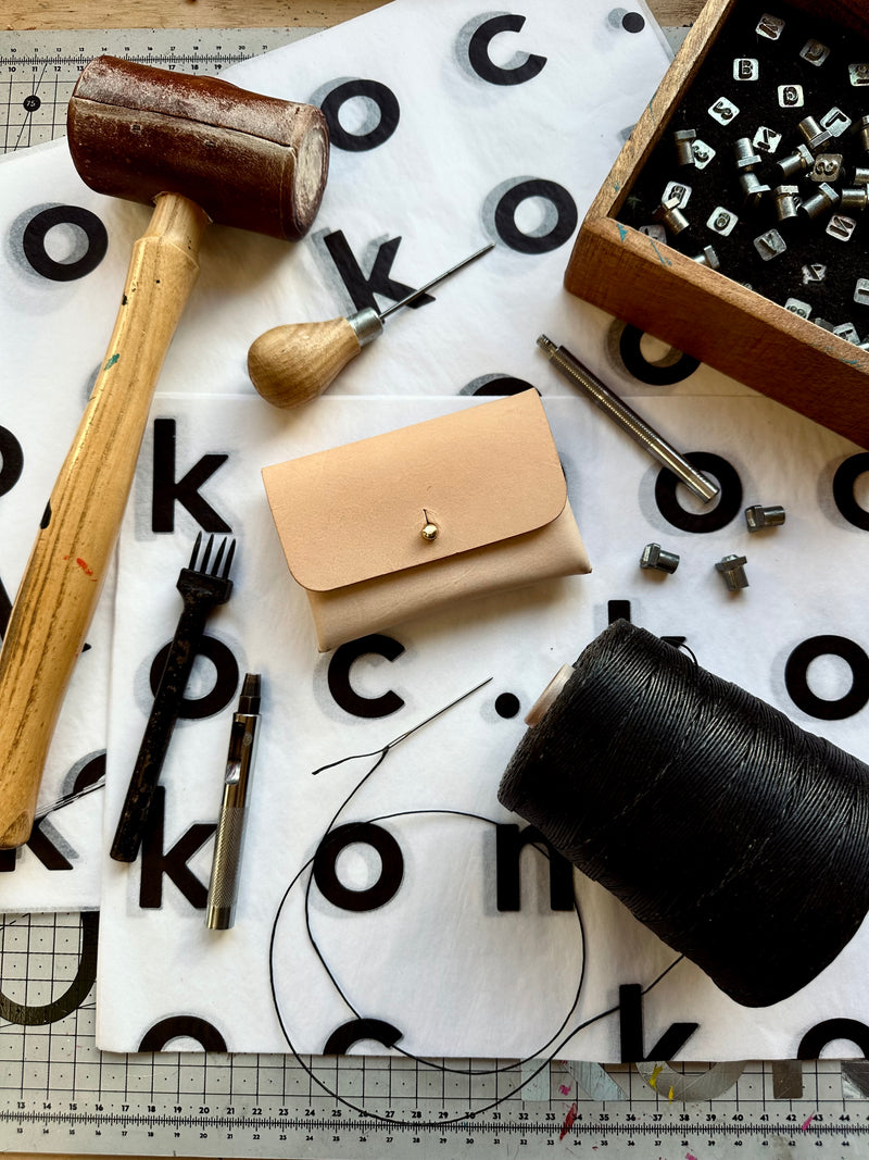 Leather Coin and Card Purse Workshop 🕰 18:30 - 20:30 🗓 28th Oct.