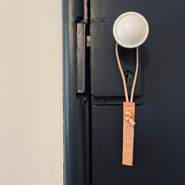 NOT NOW Door tag